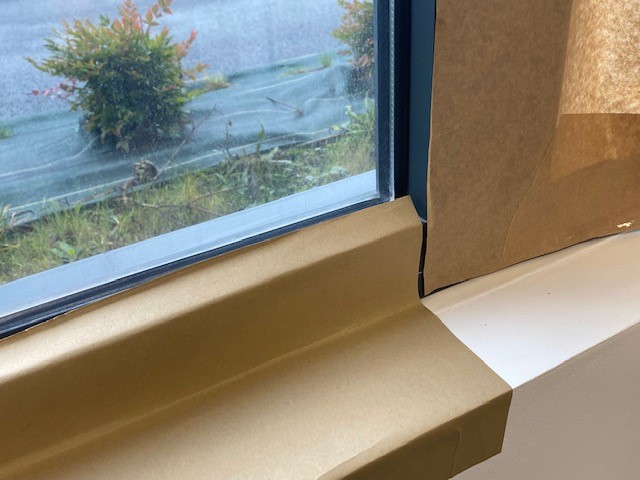 New : self-adhesive kraft protection paper